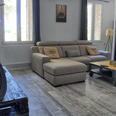 The Loft Factory 4 Rooms River View + Garden *