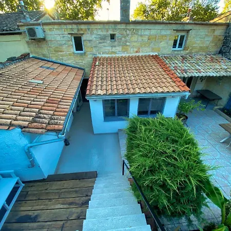 Hébergement de vacances The Loft Factory 4 Rooms River View + Garden *